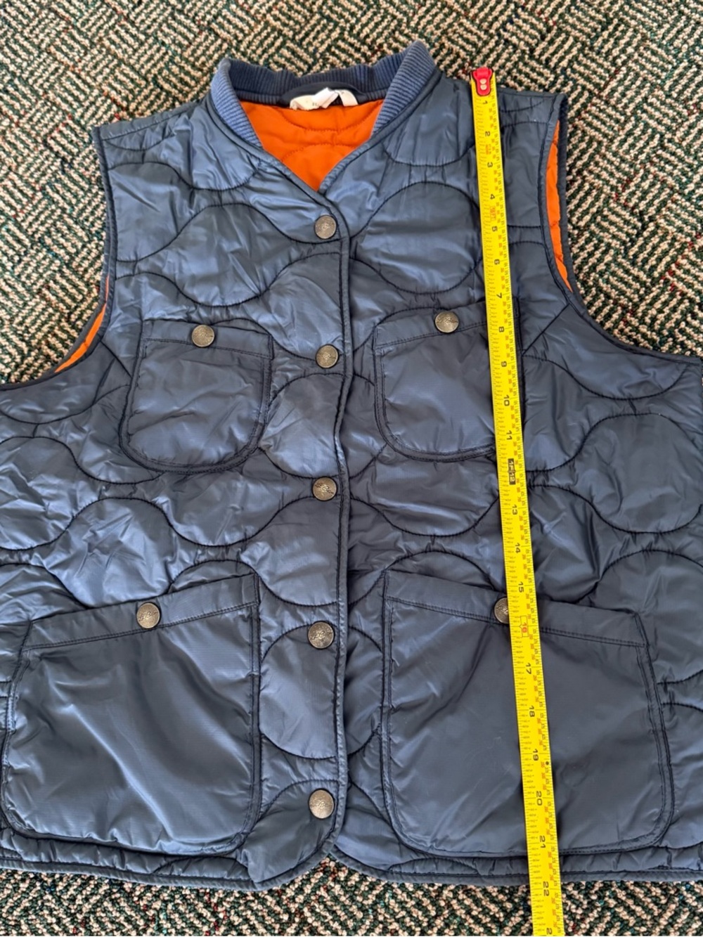 LL Bean Signature Vest - Picture 2 of 7